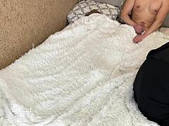 arab milf gets cum all over tight thighs