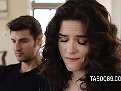 Victoria Voxxx Lets The Nerd Fuck Her Pussy For Computer Fix!