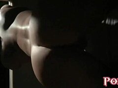 无套狂干他射满我逼黏糊糊