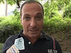 脏金发被怪物大屌射满屁股