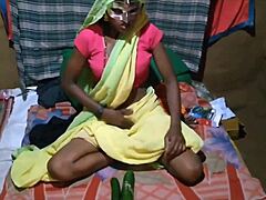 bhabhi shares intimate hindi dubbed sex chat moment