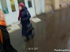 眼镜妹Christina剃毛骚逼被猛干