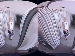 A doorstep seller approaches a home in this 3d virtual reality experience.