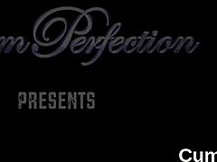 Spicy Sex Kitten Gets Cumshot on Her Face, Swallowing All the Jizm