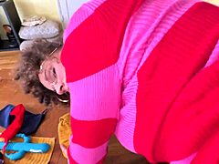 Dirty Christmas story! Jizz the season with wild anal fun!