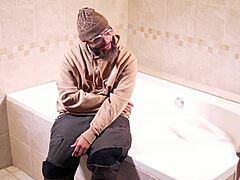 Bubble Tyme Fun with a Bubble Butt Clip