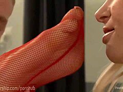 Foot smelling session turns into kinky handjob fun