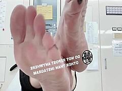 Japanese Girl Fetishizes Feet at Office