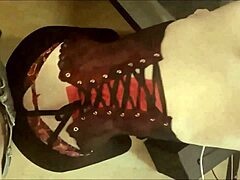 Amoul Performs a Solo with Dirty Talk and Rimming