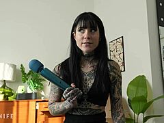 Sneaky sensual sex with step sister's goth BFF Awlivv in college dorm.