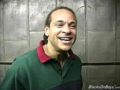 Watch this gay interracial threesome bang hard!