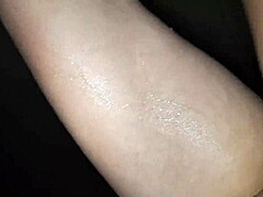 Fanny shows her ass without panties on the street 😏