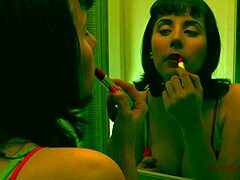 酒吧口水口交唇膏乱抹公开狂野刺激