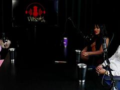 Blonde teen flashes tits and teases in public for noivo