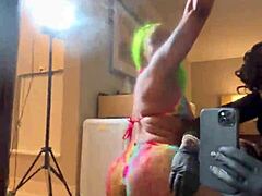 Ebony Cosplay Babe Moee Baby Twerking Big Ass For Days With Gibby The Clown