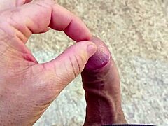 batendo uma enorme gozada, quem quer minha porra direto? 💦