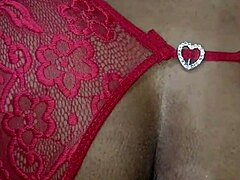 Gozando dentro da preta no halloween