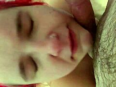 Amber跪舔伺候爸爸大屌！