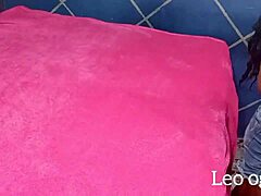 Nicoli Fox说，味道不错但肛门插入很疼