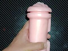 嘿美女，准备好深喉和狂野阴道玩法了吗？