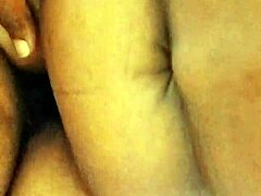 他抓到我自慰直接干翻骚屄😏