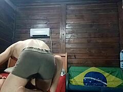 meu amigo pegou eu me masturbando e veio me comer gostoso parte 1