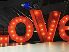 exhibit guarrita with putifalda showing her bragas uhh