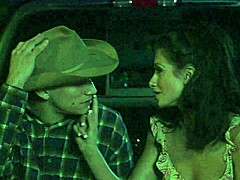 randi wright getting fucked on pickup truck 😈