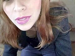 嘿，把你湿润的秘鲁阴户和大屁股给我，换取自制口交，我用鸡巴卖房子给你