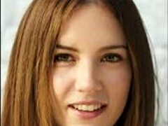 mistress kittiwips gives french joi footjob choices