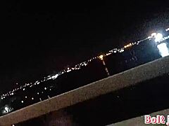 Casal fudendo no táxi na ponte Rio-Niterói, Suzan squirting anal