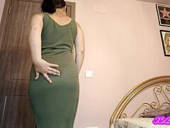 yo, check xo bunny farting and shaking that latina ass