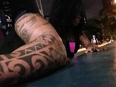 i crossdressed and hooked up with bruna black in the street, it was risky but hot