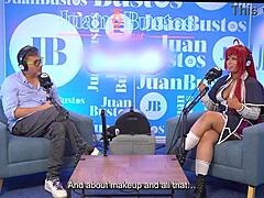 我是evybubbles，在Juan Bustos播客上穿着角色扮演服装骑着Sybian呻吟，多重高潮。