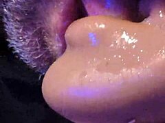 欧洲熟女Gazzadomm爱脏话吐口水近距离自慰