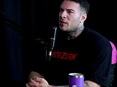 blonde seen in class likes oral sex