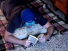 Roberta臭脚挑逗😏