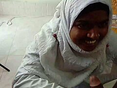 孟加拉18+学生被老师狗交狠干