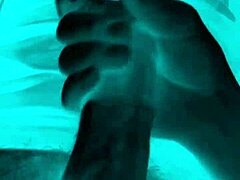 嘿，你相信他在酒店骗我给他口交吗？