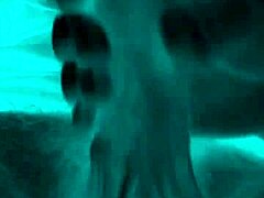 嘿，你相信他在酒店骗我给他口交吗？