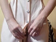 Can I lick your feet, goddess?