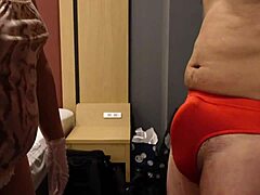 S女隔灯笼裤猛打硬屌