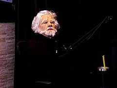 Belinha Baracho 在透明红色采访中分享最喜欢的食物和幻想