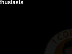 我狗爬式弯腰干Laura紧屄湿穿衣脏话射嘴