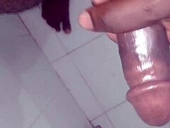 Huge dick play while wife's away