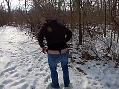 Whaletail Fetish Arctic Milf Ass Exposed!