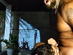 My personal trainer left me wet and taught sex