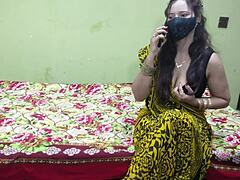 Pakistani Hot Aunty Takes Uncle Cock In Ass