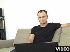 Polskie filmy porno interview with Toxic Fucker in casting session.