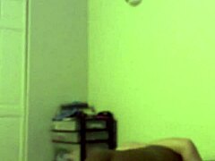 黑珍珠女神狗爬式翘臀抖动自制骑大屌